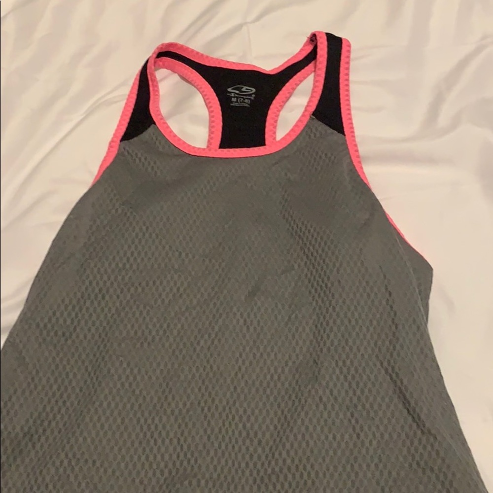 Tops - Picture 5 of 5